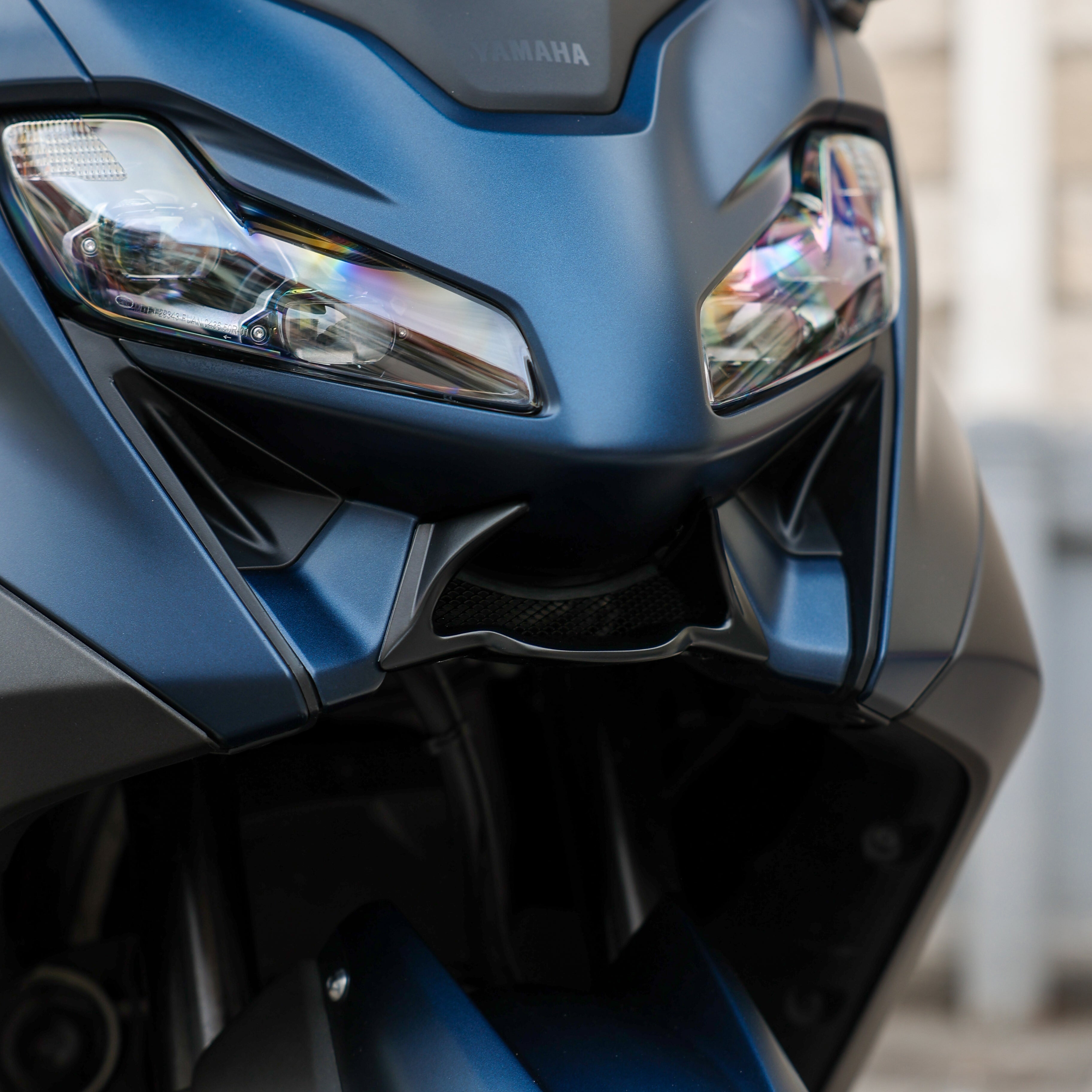 Front mustache TMAX 560 (22-24)