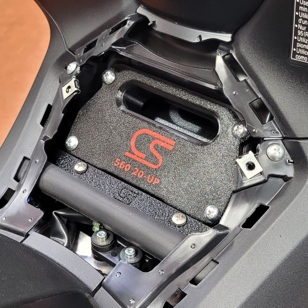 Capot de boite à air CS TMAX 560