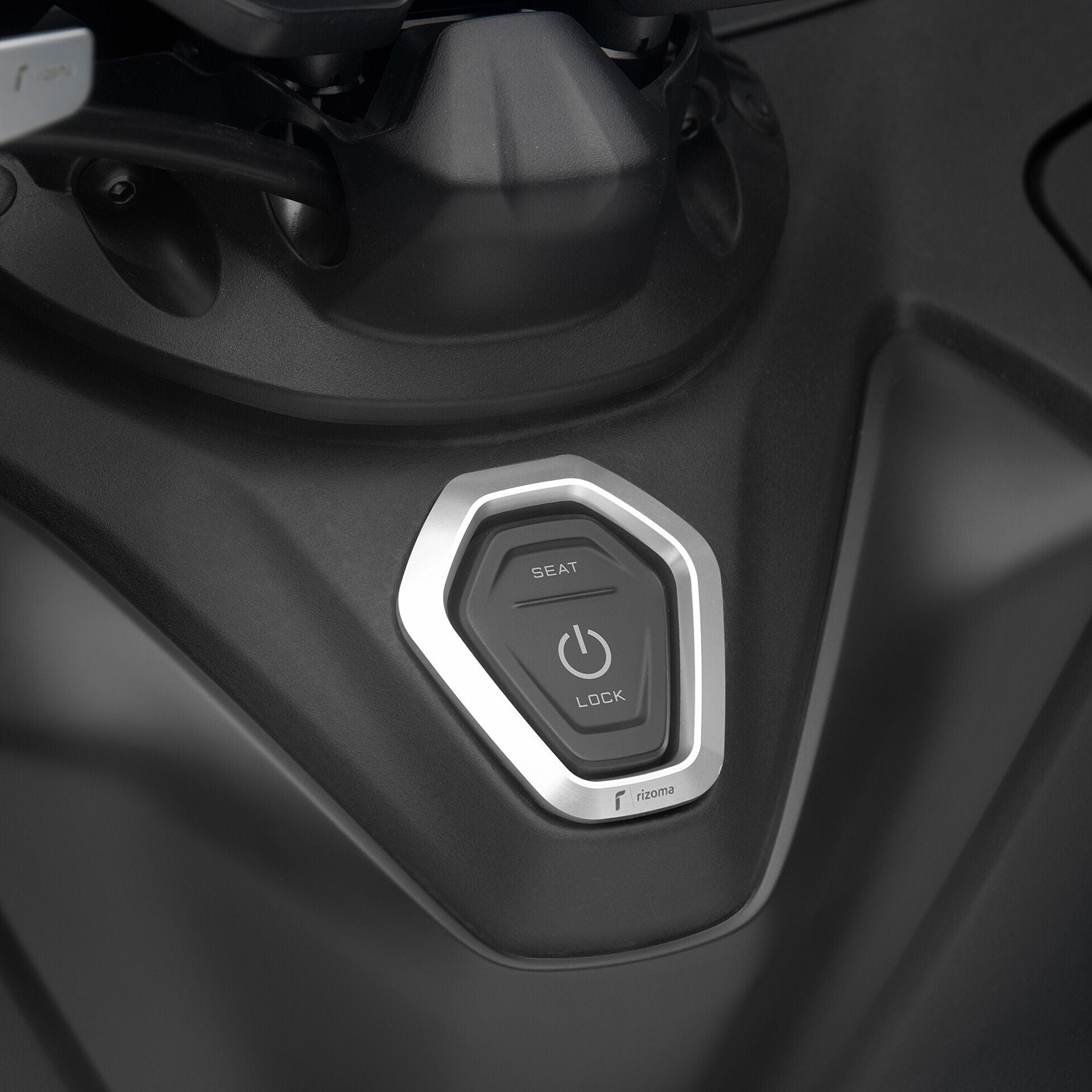 LOCK button surround Rizoma TMAX 560 (22-24)