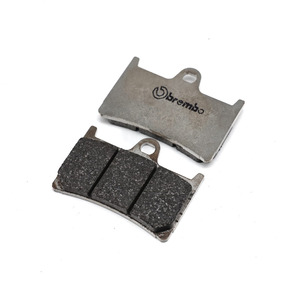 Plaquettes de frein avant carbone céramique Brembo TMAX