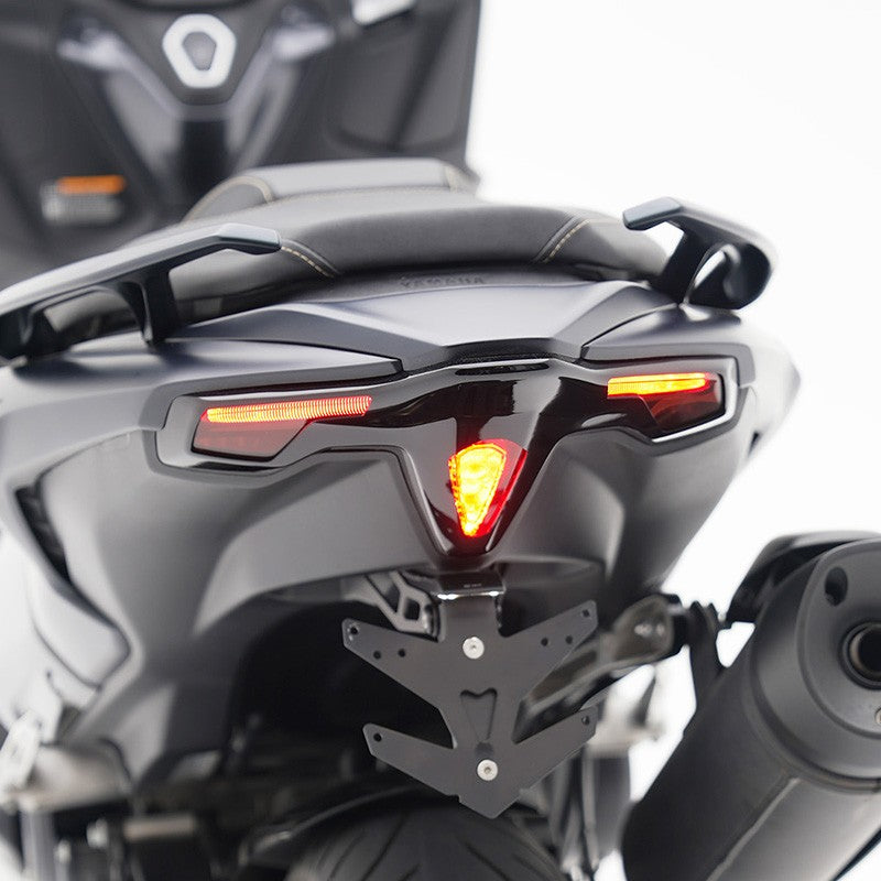 BCD TMAX 560 light cover (2022-2023)