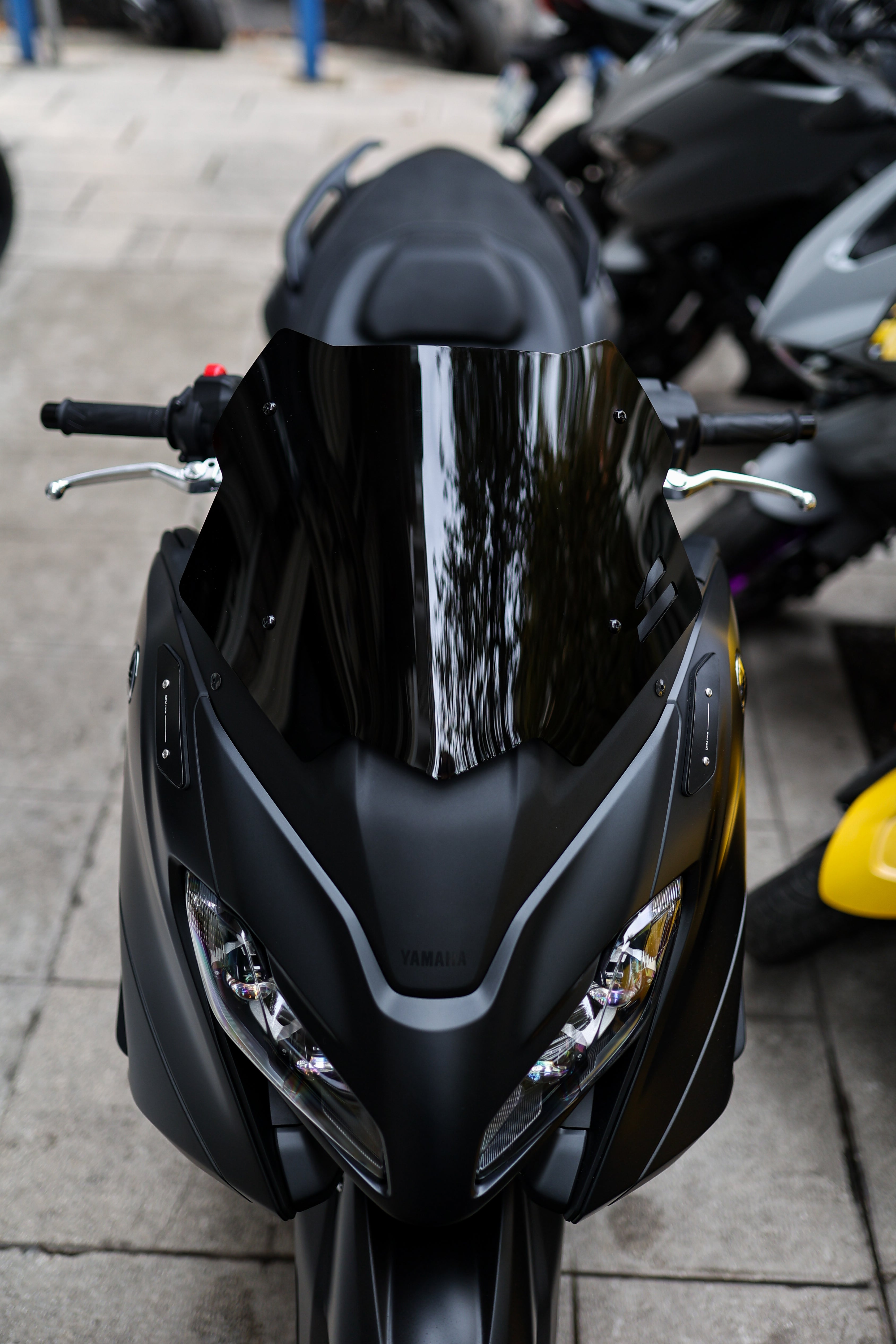 Obturateurs rétroviseurs DPM TMAX 560 (22-24)