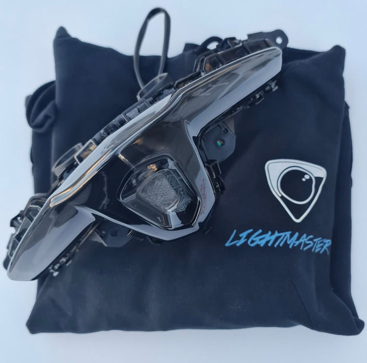 Dynamic LED rear light TMAX 560 (20-21)