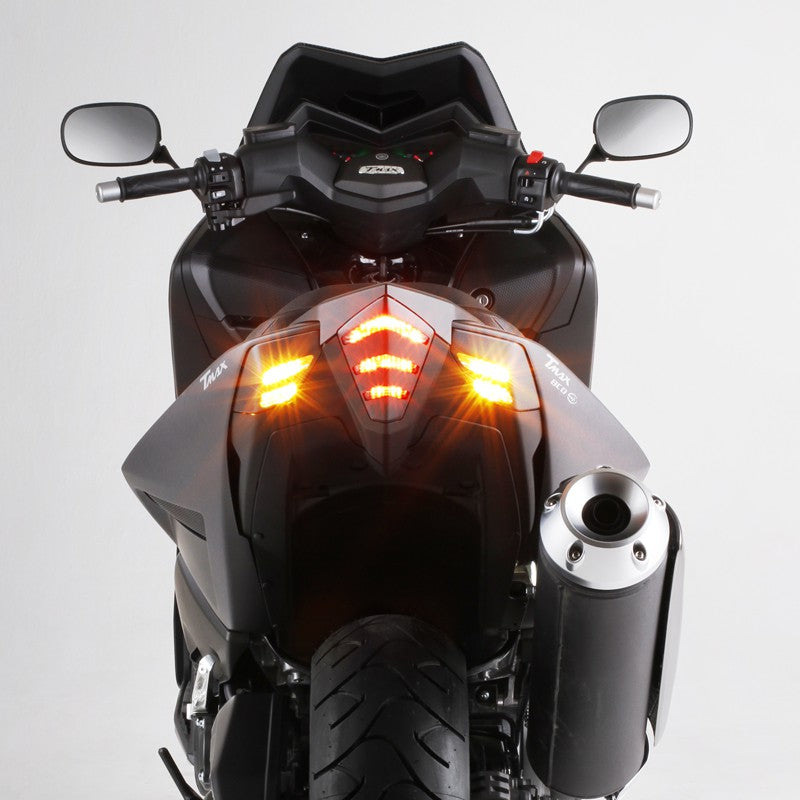 Tapa de luces e intermitentes TMAX 530