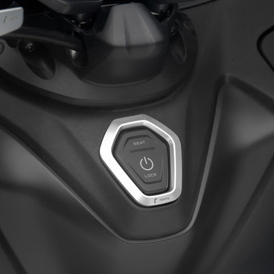 Rizoma TMAX 560 (22-26) LOCK Button Surround
