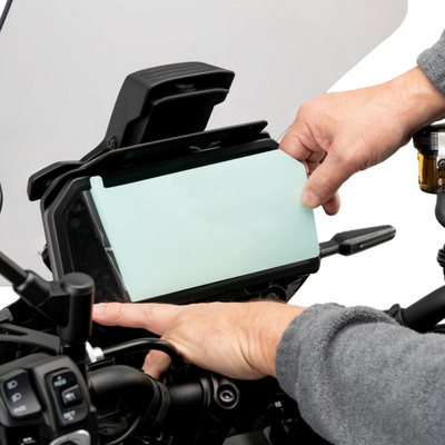 Protector de pantalla del cuadro TMAX 560 (22-26)