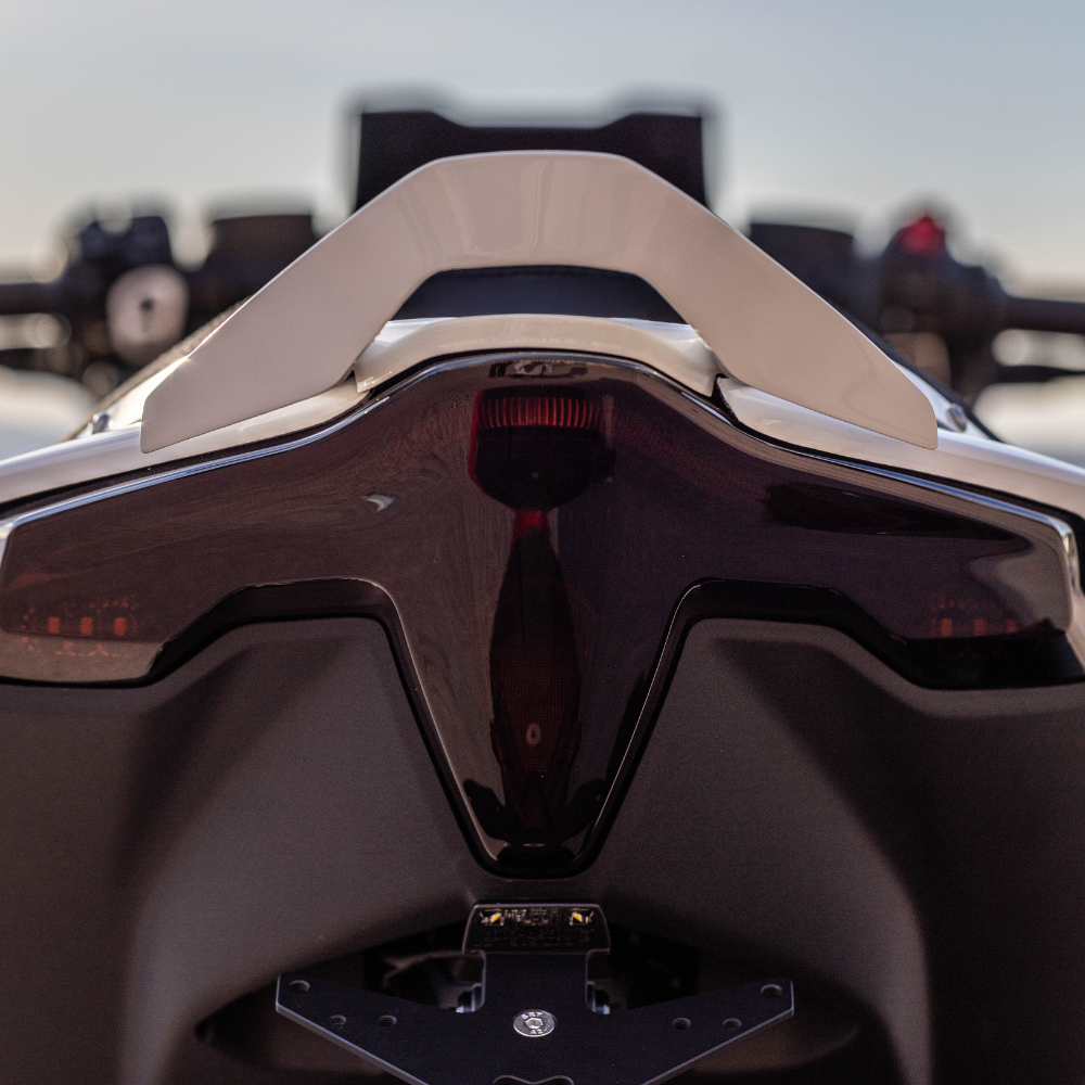 Aileron arrière Ortolani Customs TMAX 560